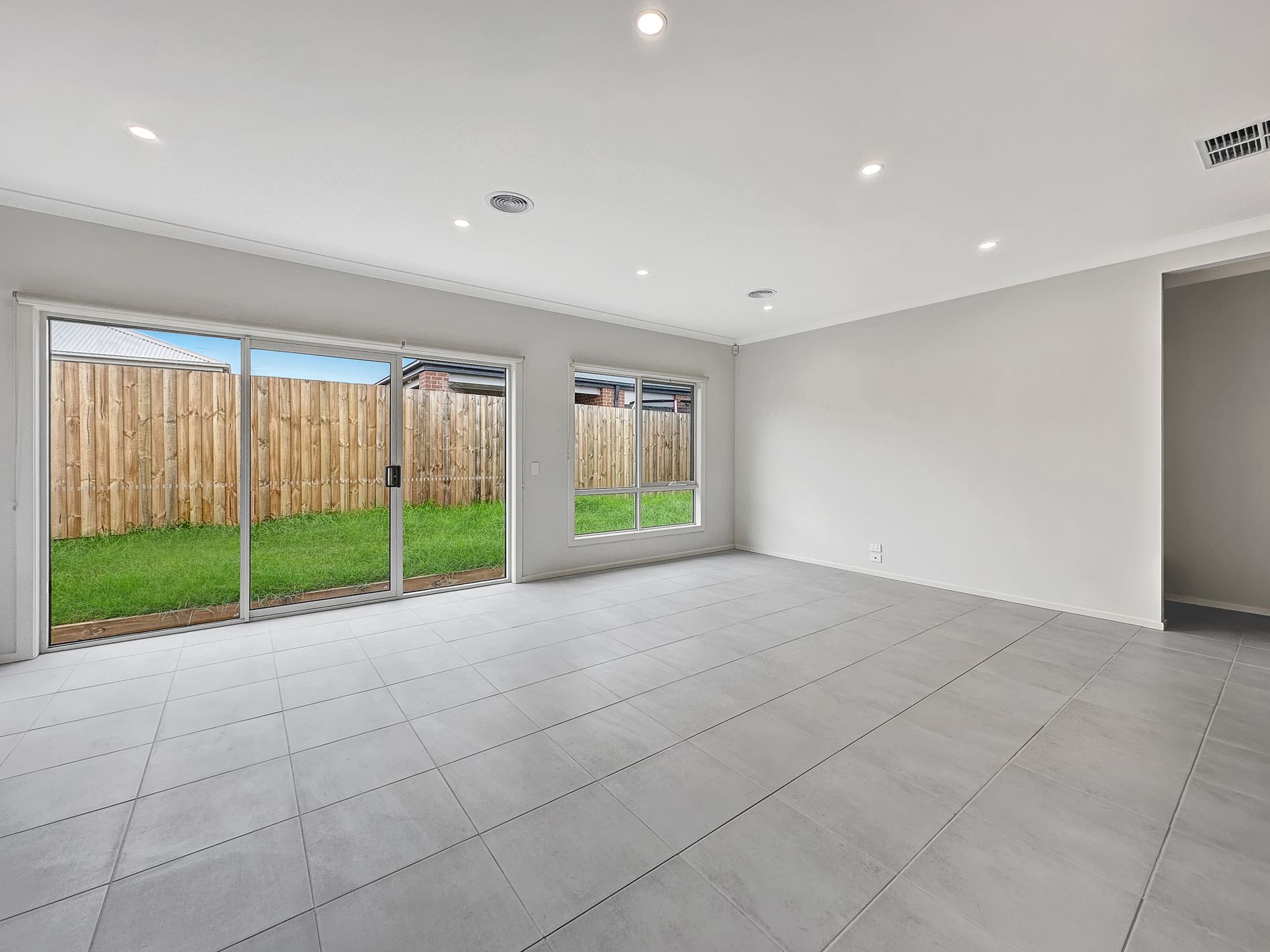 6 Crowlands CIRCUIT, Eynesbury