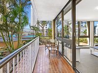 1 / 20 Orchid Avenue, Surfers Paradise