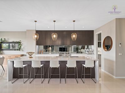 16 Outrigger Court, Point Cook