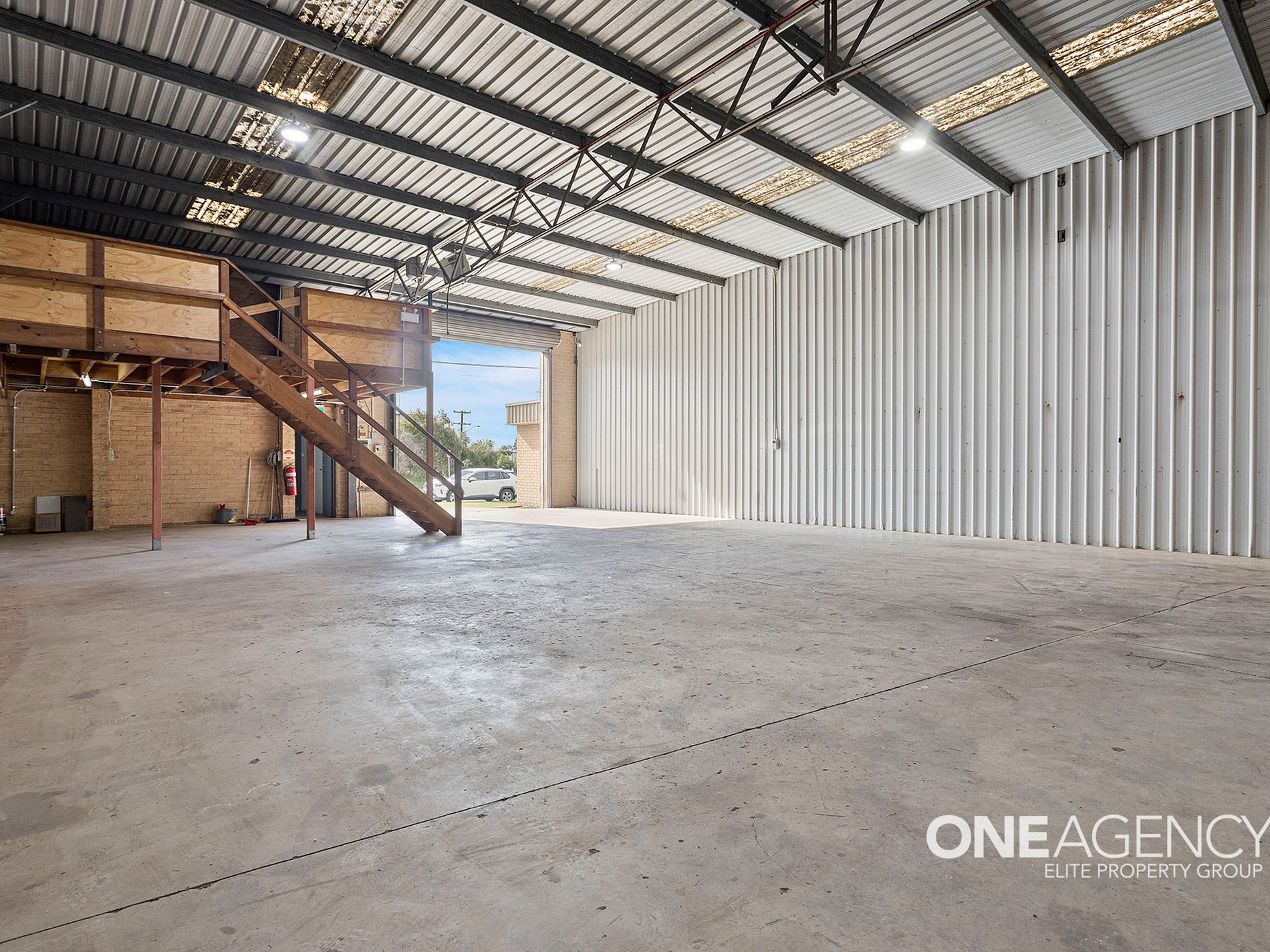 2 / 30 Sunset Avenue, Barrack Heights