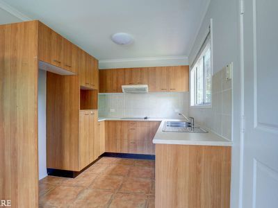 4 Tulipwood Ct, Montville