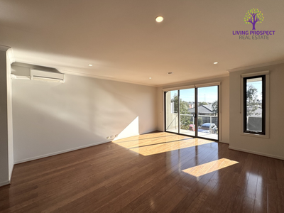 1 Redcape Lane, Point Cook