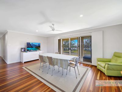101 Esplanade, Woodgate