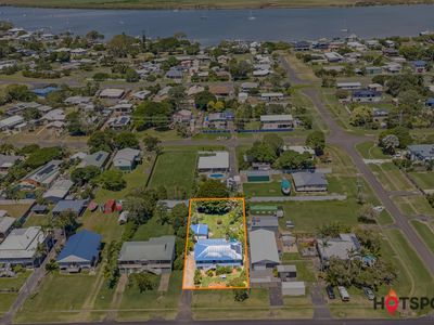 22 Doctor Street, Burnett Heads