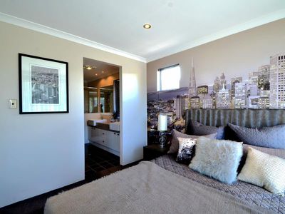 8 Onyx Lane, Wellard