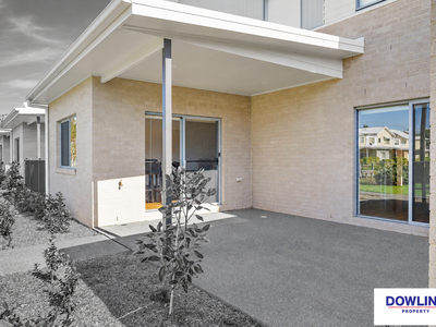 2 / 8 Yalinbah Street, Tea Gardens