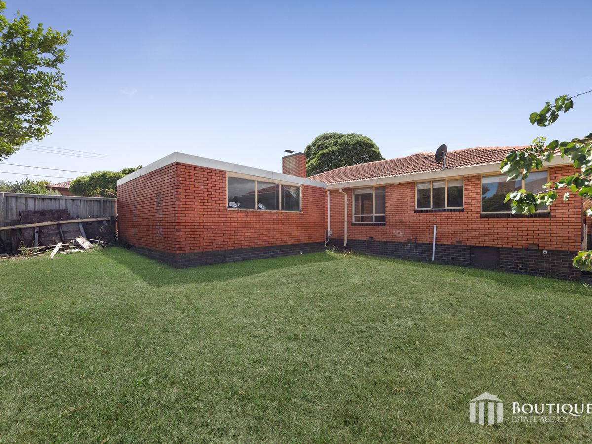 12 Sarona Street, Dandenong