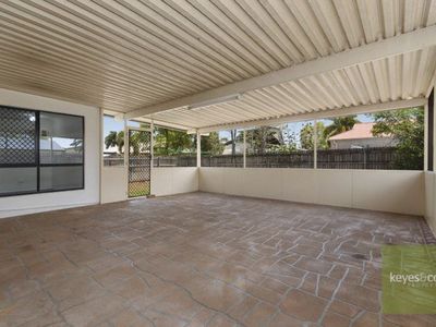 8 Concord Crescent, Kirwan