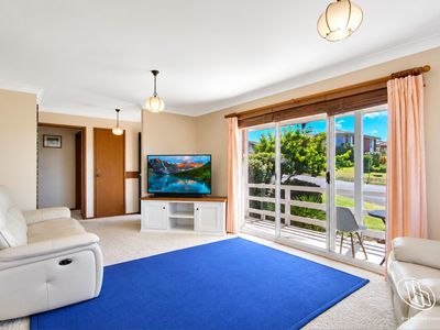 53 Montague Avenue, Kianga