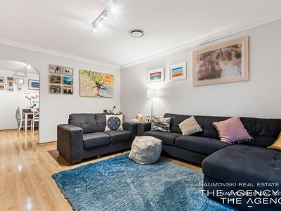 7 / 4 Lee Place, Noranda