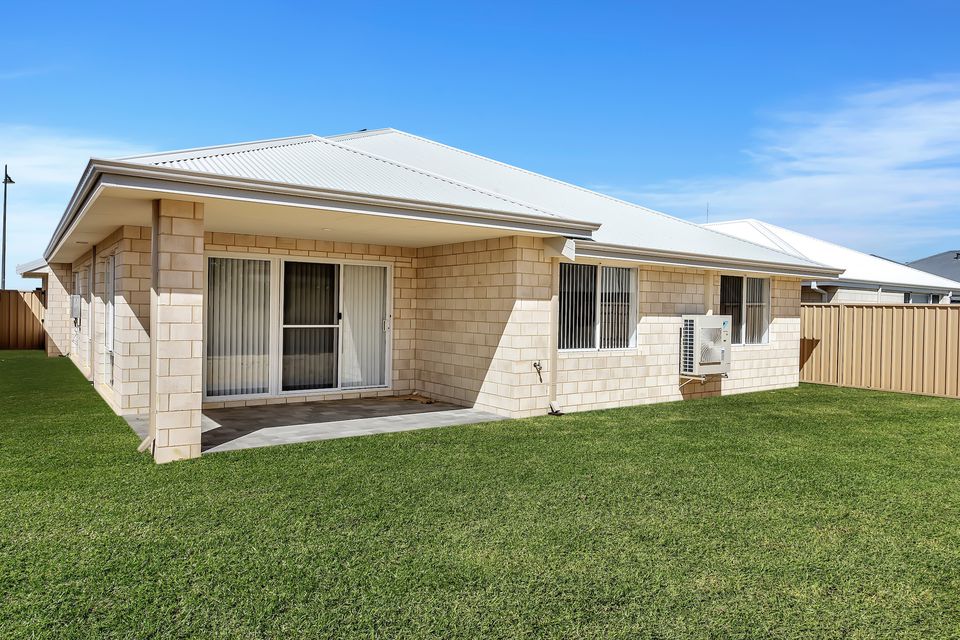7 ELATION GROVE, Baldivis