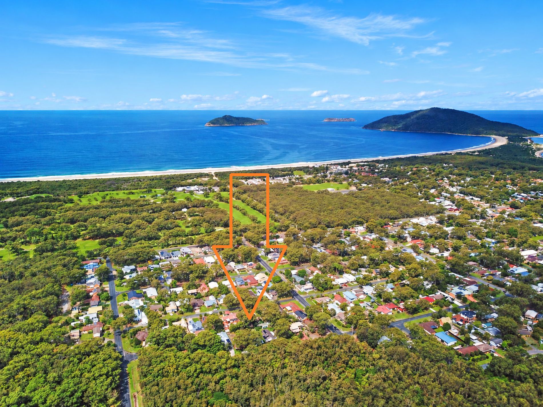 15 Kurrawong Avenue, Hawks Nest