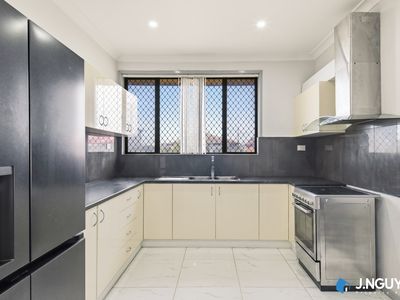 14 Kambala Crescent, Fairfield West