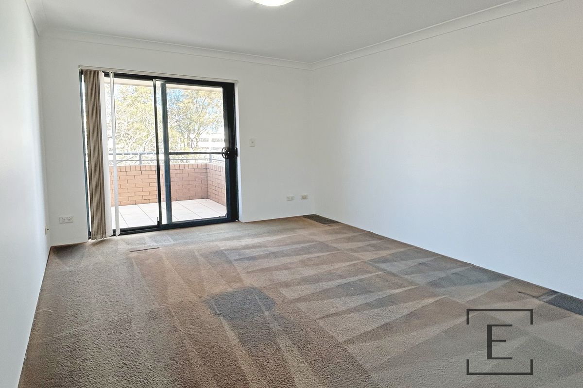 12 / 2A Hamilton Street East, North Strathfield