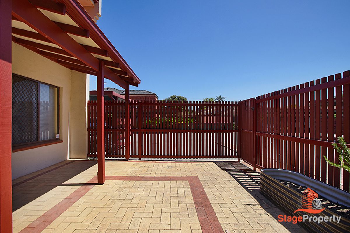 12 / 33 Farina Drive, Yokine