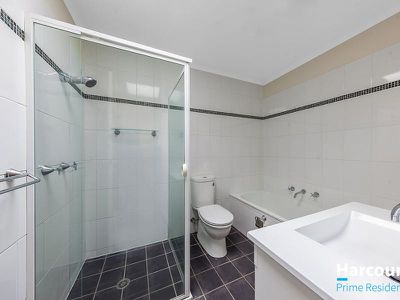 11 / 1 Edwell Place, Lyneham