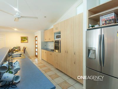 23 Jindabyne Cct, Forest Lake