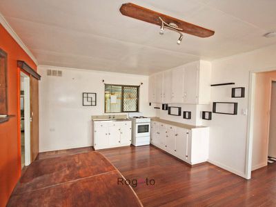 10 Royes Street, Mareeba