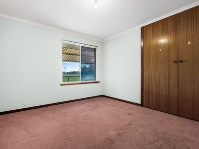 18 Albert Road, Middle Swan