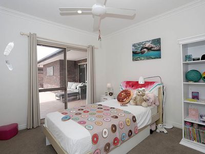 70 WILD DUCK DRIVE, Mermaid Waters