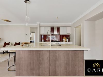 8 Merriwee Chase, Sandhurst