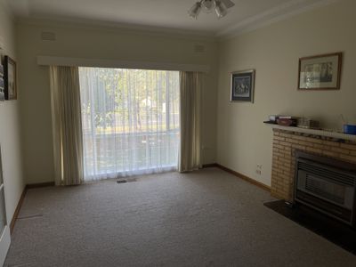 154 MacKenzie Street West, Golden Square