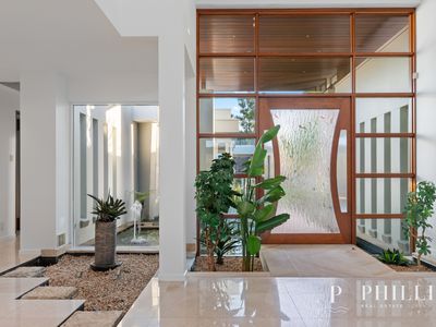 5693 Anchorage Terrace, Sanctuary Cove