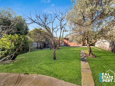 143 Warrigal Road, Hughesdale