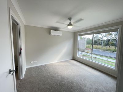 14 Fariha Way, Park Ridge