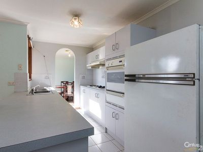 35 Lesley Drive, Hampton Park