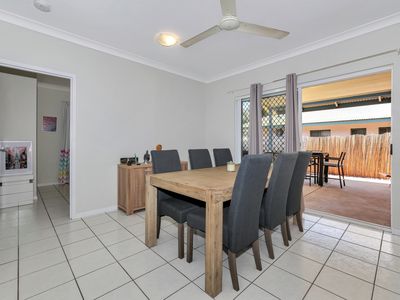 11 Buckingham Street, Gunn