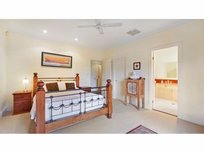 10 Loane Place, Dubbo