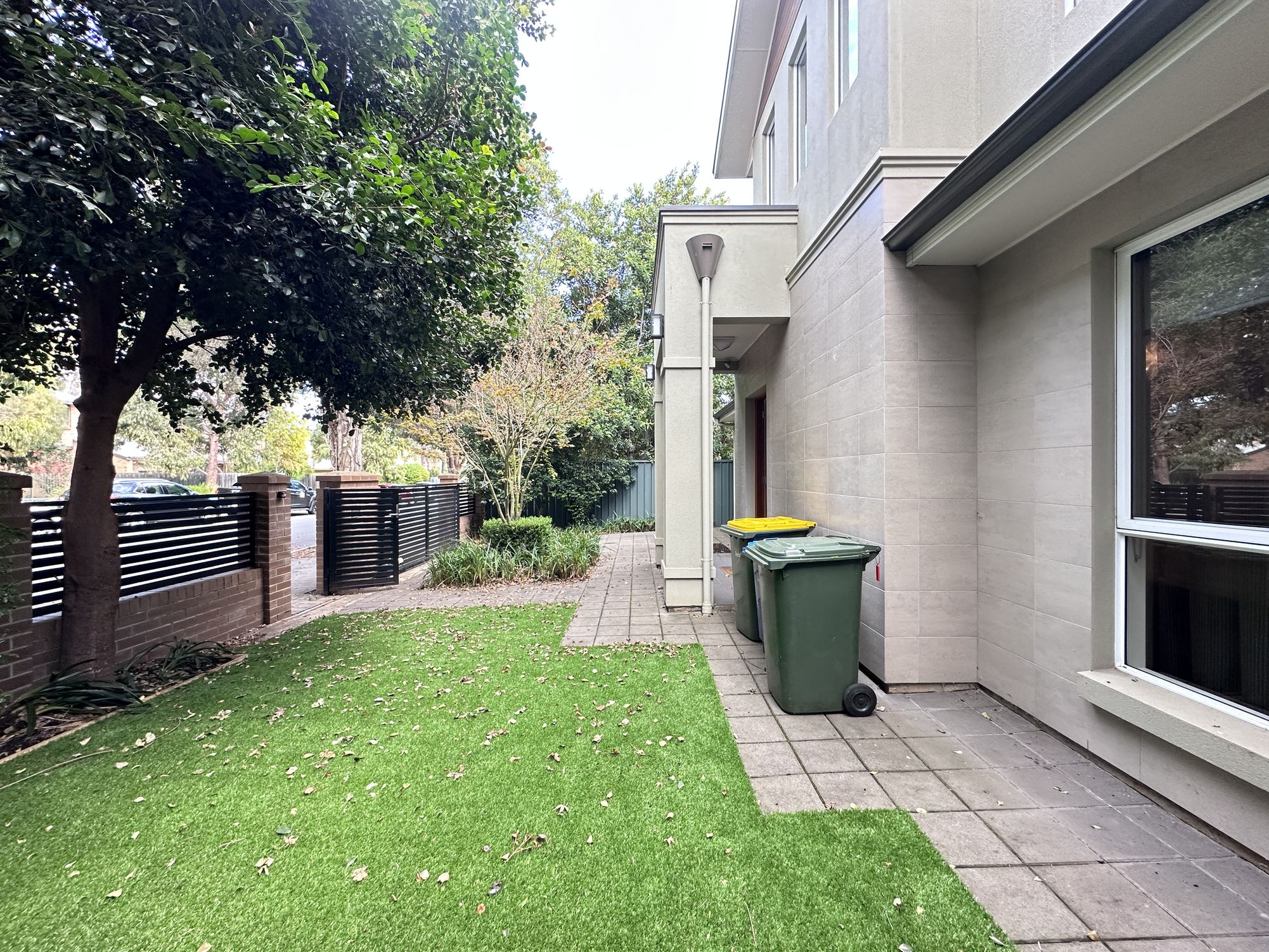 2A Randolph Avenue, Parkside
