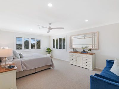 4 Garden Grove, Carrara