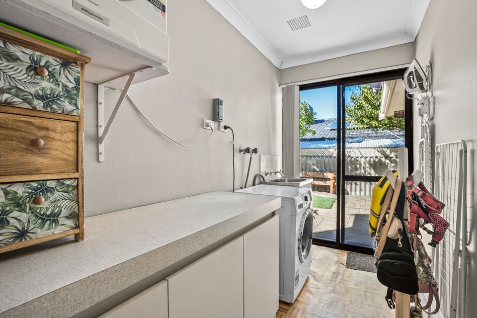 6 Ocean Place, Waikiki