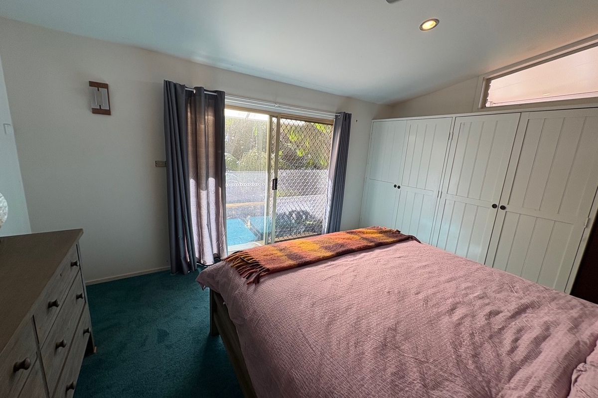 71 Lakes Boulevarde, Wooloweyah