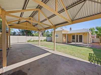 75 Rowan Street, Wangaratta