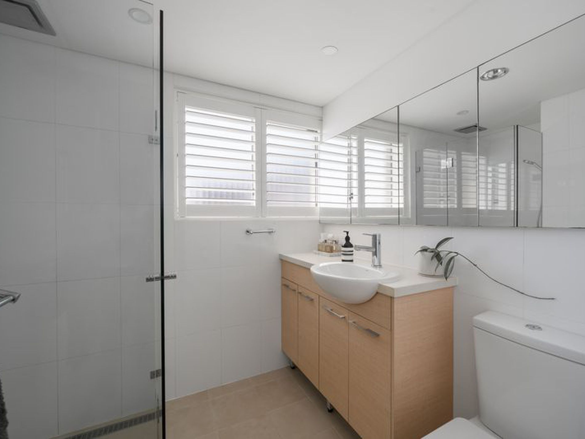 13 / 9 Bortfield Drive, Chiswick