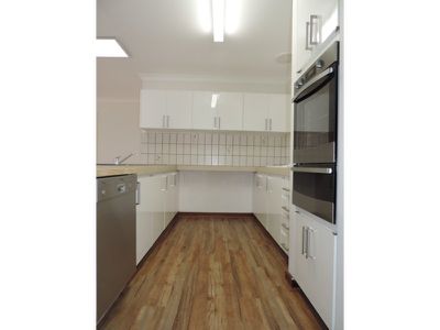 10 Amber Place, Carine