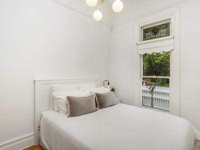 287 Douglas Parade, Newport