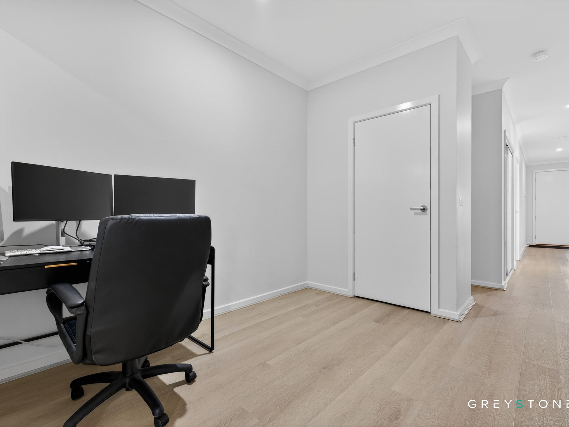 10 Riverton Boulevard, Harkness