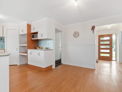 2 Oakbank Place, Somerville