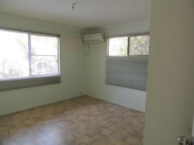 30 Yeates Street, Moranbah