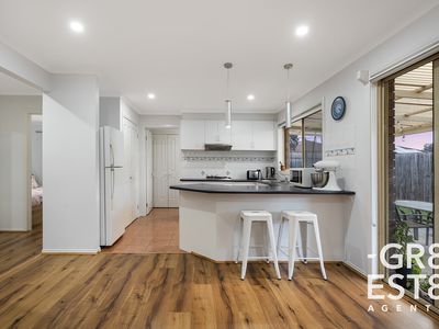 13 Bookham Way, Cranbourne West