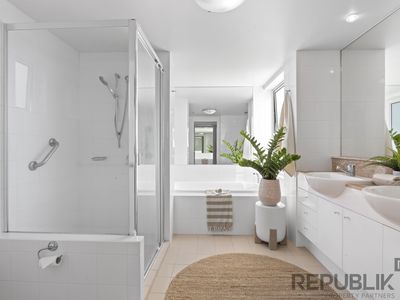 30 / 326 Marine Parade, Labrador