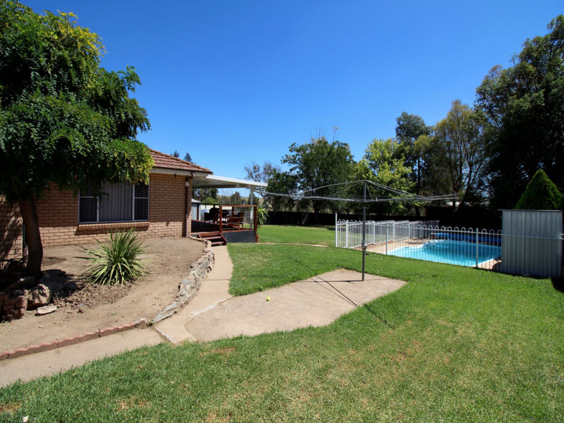 8 Landseer Street, Raglan