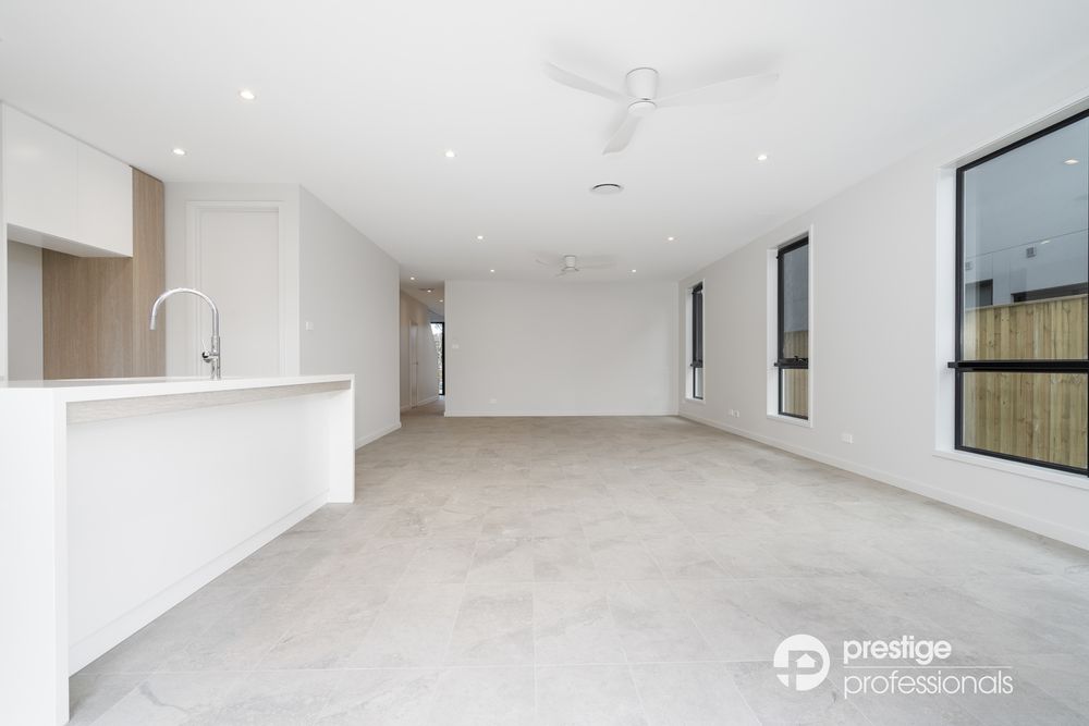 6 Keys Parade, Milperra