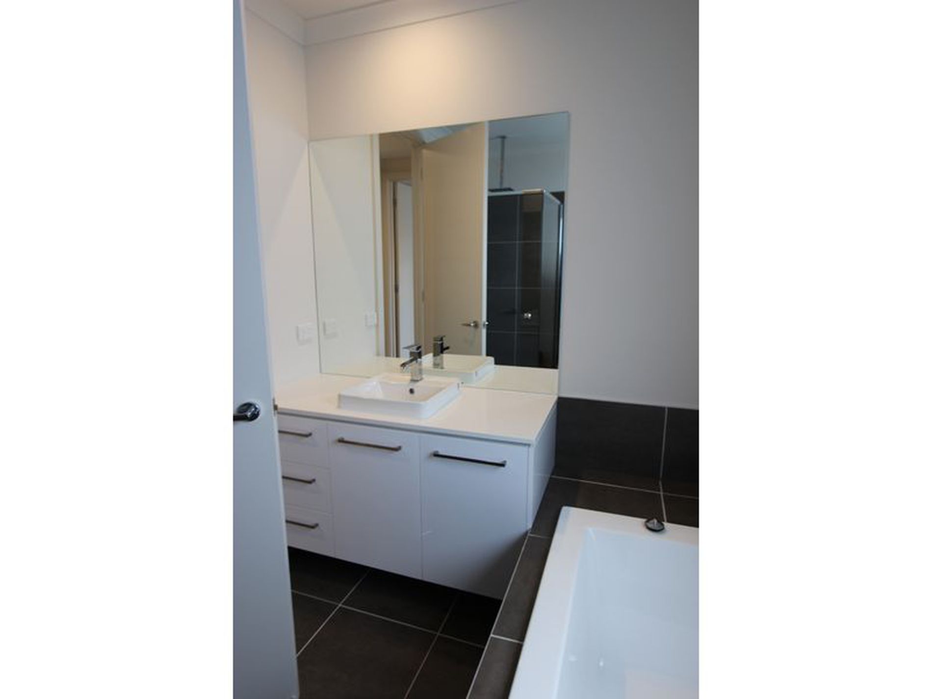 1A Mack Court, Belmont