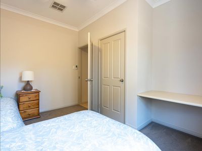 39 Moojebing Street, Bayswater