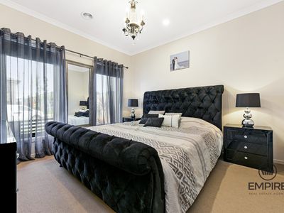 28 Yellowstone Avenue, Clyde